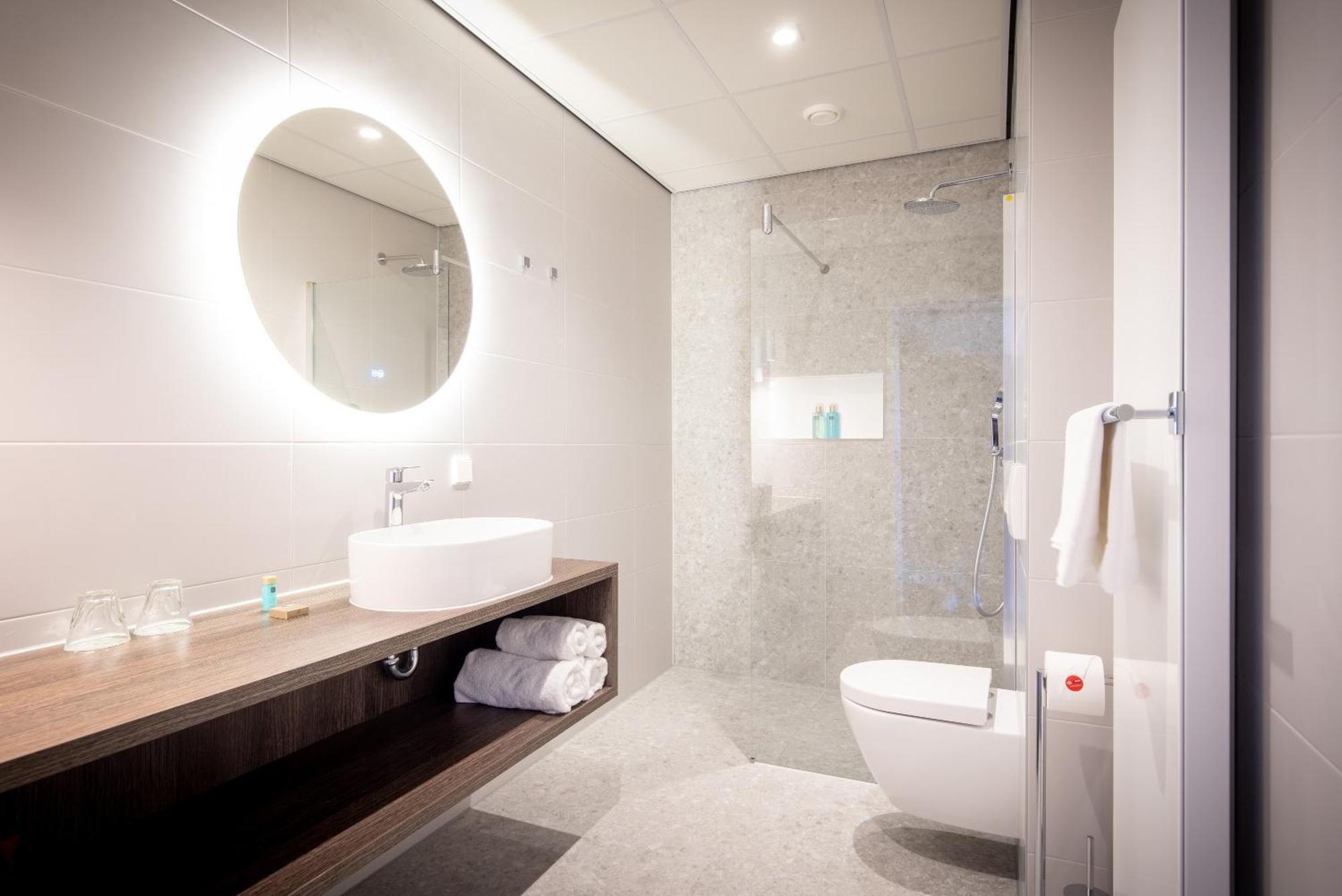 Onderwijshotel De Rooi Pannen *